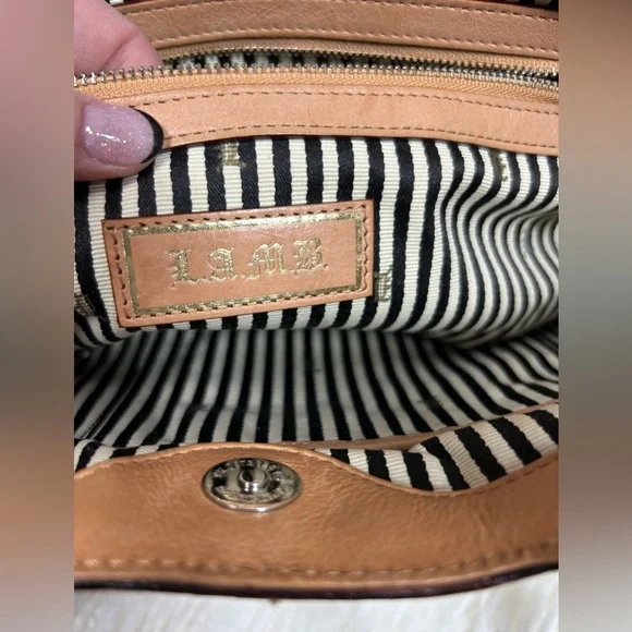 L.A.M.B. Designer 💯 Leather Handbag🔥 - Picture 9 of 10